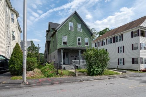 67 Esther St, Worcester MA  01607-1142 exterior