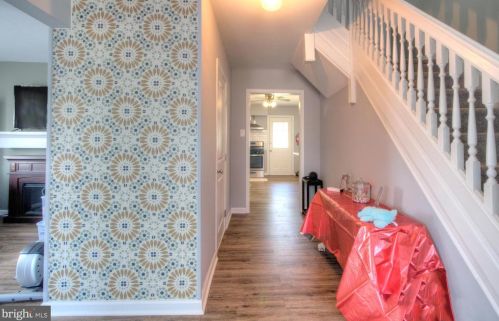 1702 Swedesboro Ave, West Deptford NJ  08066-1517 exterior