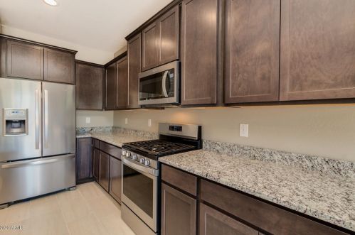 17212 7 Ln, Phoenix AZ 85085-6385 exterior