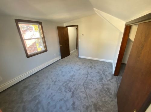 24 Emerald Rd, Nahant MA 01908-1358 exterior