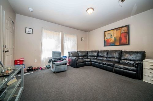 247 Dover St, Fall River MA 02721-2703 exterior