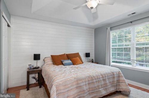 68 Crestmont Dr, West Deptford NJ  08051-2161 exterior