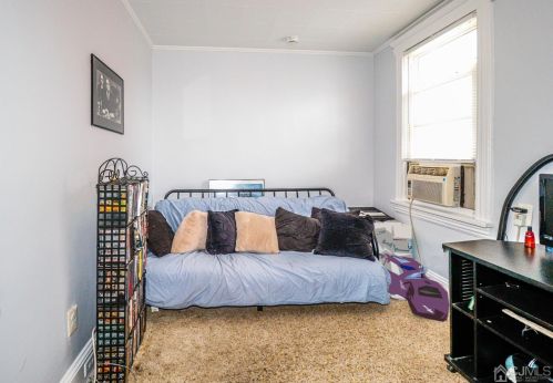 42 Leick Ave, Carteret NJ 07008-2841 exterior