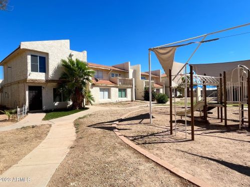 3840 43rd Ave, Phoenix AZ  85033-2926 exterior