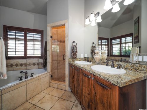 2161 Lorita Way, Sandy UT 84093-6514 exterior