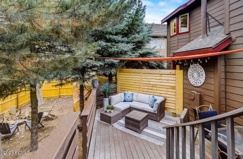 1492 Mdw Loop Rd, Park City UT 84098-5941 exterior