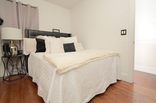 885 Randolph St, Canton MA 02021-1365 exterior