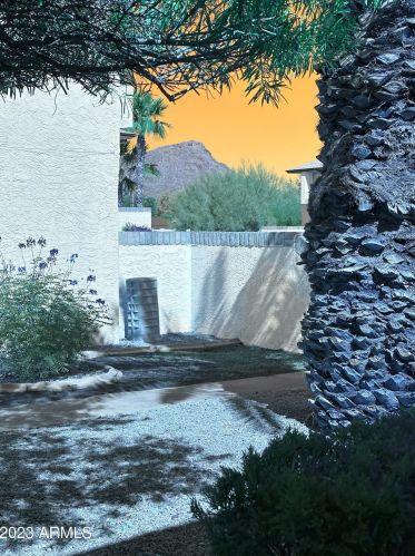 714 Eugie Ave, Phoenix AZ  85022-4836 exterior