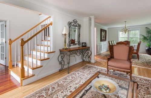 41 Wildwood Dr, Southborough MA 01772-1990 exterior