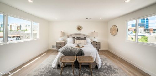 70 Edgemont Ave, Phoenix AZ 85035-2212 exterior