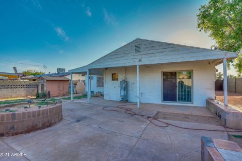 2031 37 Dr, Phoenix AZ 85053-2807 exterior