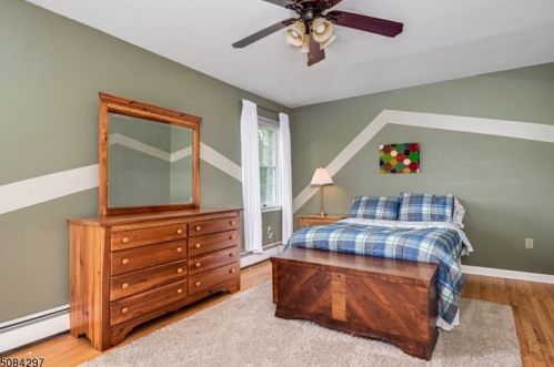 4 Bayberry Ln, Dover NJ 07869-3837 exterior