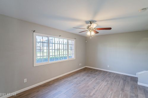 2854 Clarendon Ave, Phoenix AZ 85018-5552 exterior