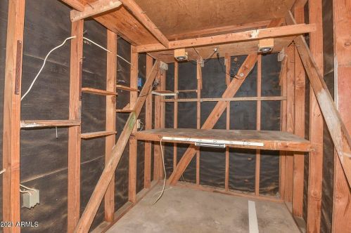 6302 37 Dr, Phoenix AZ 85053-2807 exterior