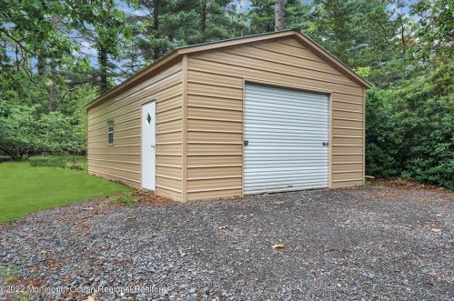 167 Ross Ln, Jackson Twp NJ 08527-4611 exterior