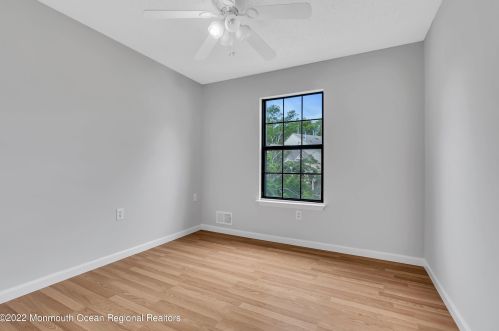 1007 Violet Ln, Jackson Twp NJ 08527-4156 exterior