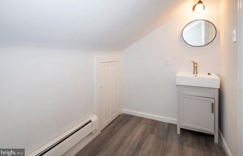 156 Turkey Hill Rd, West Deptford NJ  08093-2312 exterior