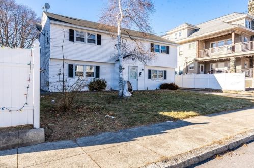 82 Nesmith St, Lawrence MA  01841-4849 exterior