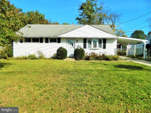 1126 Monmouth Rd, West Deptford NJ  08096-3057 exterior