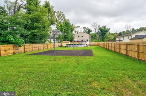 833 Boundary Rd, West Deptford NJ 08096-3614 exterior