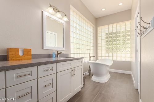 8007 7th Ave, Phoenix AZ  85021-5613 exterior