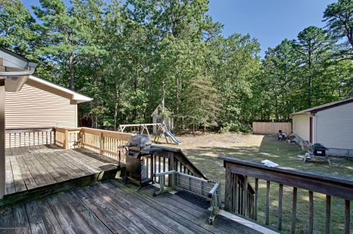 715 Reed Rd, Jackson Twp NJ 08527-4737 exterior