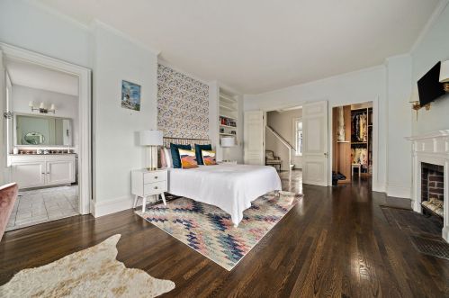 333 Brush Hl Rd, Milton MA 02186-1030 exterior