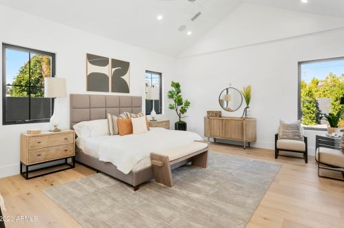 222 Belmont Ave, Phoenix AZ  85021-7229 exterior