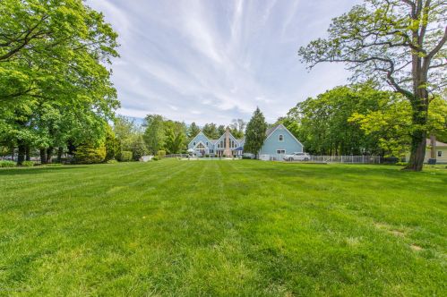 125 Bridges Rd, Little Silver NJ 07739-1634 exterior