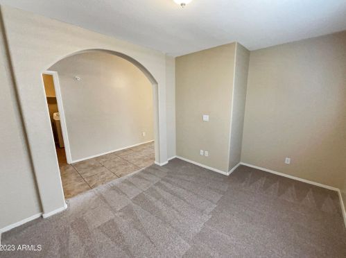 5730 27 Dr, Phoenix AZ 85045-4200 exterior