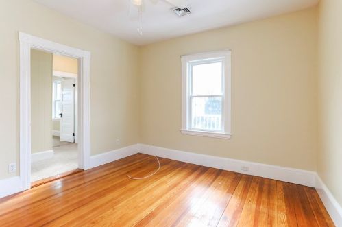 29 Fairview St, Dedham MA 02026-3254 exterior