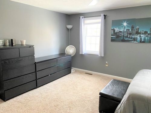 95 Auburn St, East Bridgewater MA 02324-3405 exterior