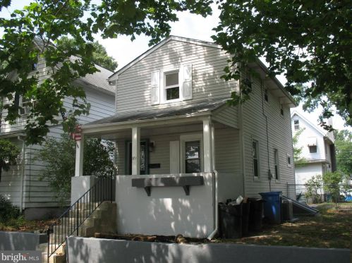 811 Asbury Ave, West Deptford, NJ 08063-1303