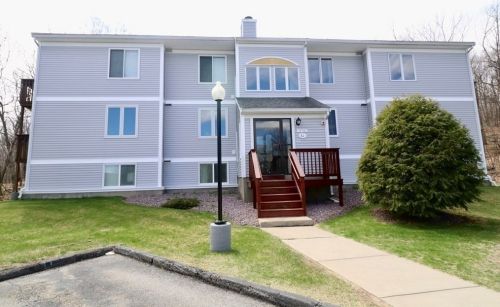 330 Sunderland Rd, Worcester MA 01604-2544 exterior