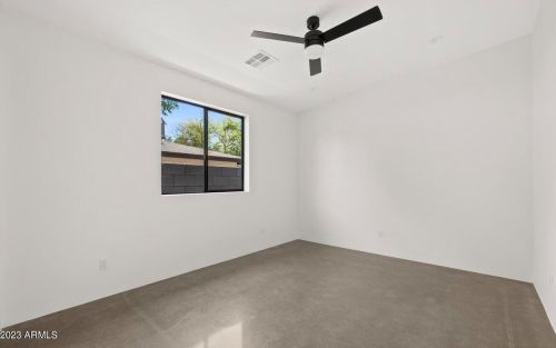 2205 Clarendon Ave, Phoenix AZ  85015-5436 exterior