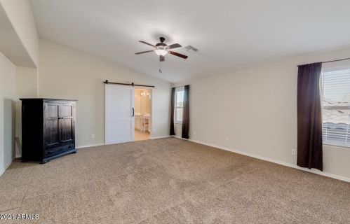 2126 Aire Libre Ave, Phoenix AZ 85022 exterior