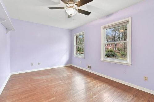 4934 Leeds Ct, Atlanta GA exterior