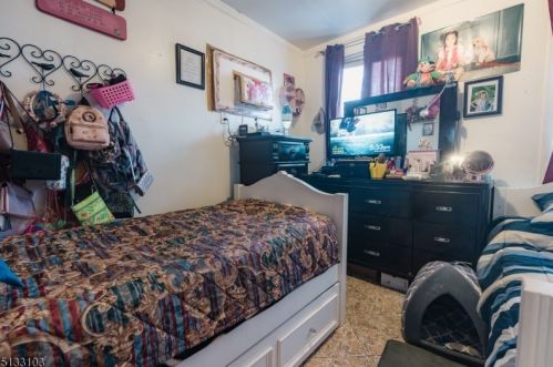 146 Heckel St, Belleville NJ 07109-1059 exterior