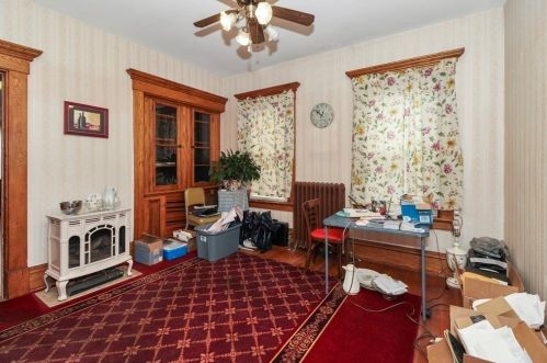 123 Locust St, New Bedford MA 02740-4506 exterior