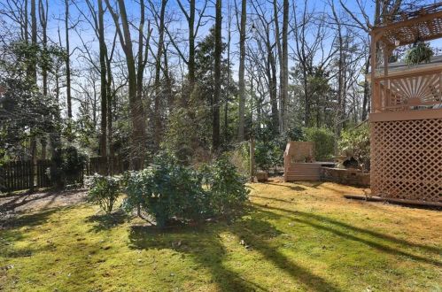 1266 Mile Post Dr, Atlanta GA 30338-4710 exterior