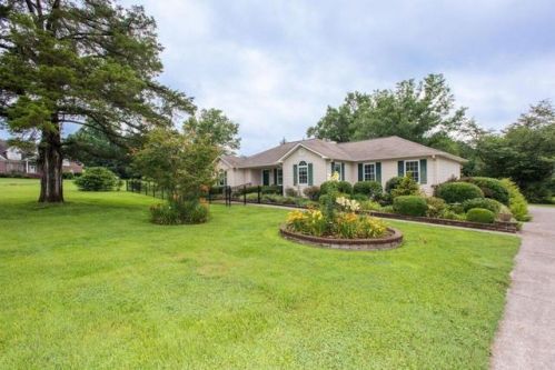 206 Fairlane Dr, Sweetwater TN  37874-1108 exterior