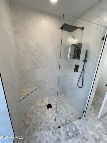 2501 Beryl Ave, Phoenix AZ  85028-3714 exterior