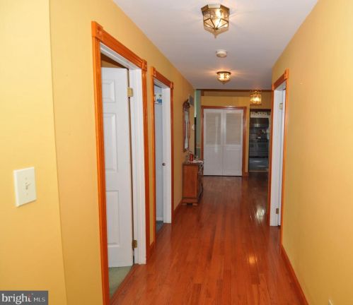 24854 Main St, Columbus NJ 08022-1339 exterior