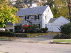 692 Beacon St, Newton, MA 02459-1942