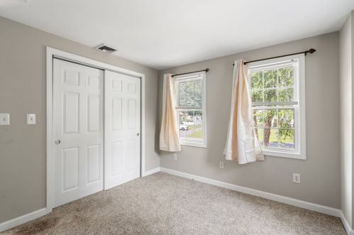 859 Pleasant St, Canton MA 02021-3317 exterior