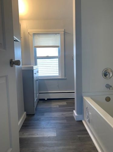 301 Maxfield St, New Bedford MA 02740-4328 exterior