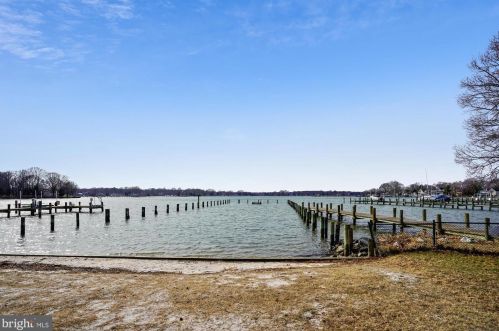 6322 Shady Side Rd, Shady Side MD  20764-9703 exterior