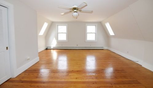 22 Lewis Ct, Hingham MA 02043-2723 exterior