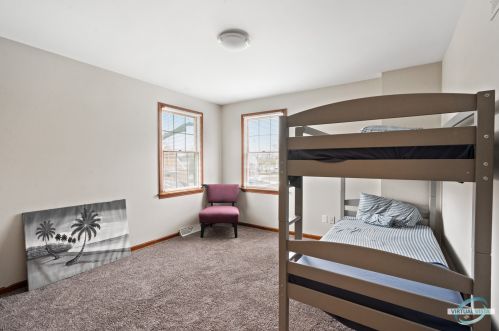 3944 Oak Park Ave, Forest View IL 60402-4168 exterior