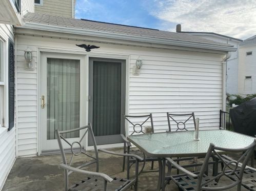 199 Mason St, Fall River MA 02723-2438 exterior